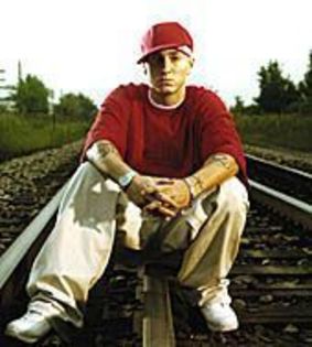 413075_EMINEM[1] - album pentru toti vizitatorii