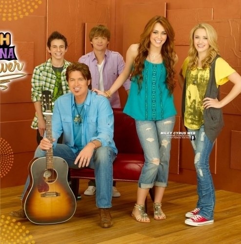 resize - HANNAH MONTANA FOREVER