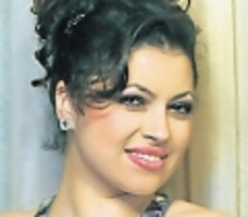 4450-268212-justiana_mata[1]