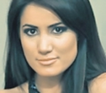 4450-268218-roxana_robotin[1]