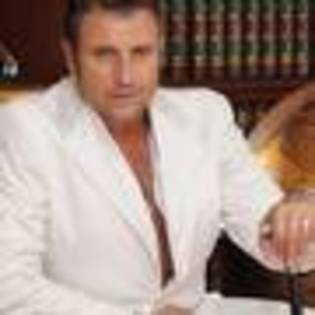 Catalin-Botezatu--Nu-sunt-nici-impotent--nici-gay[1]