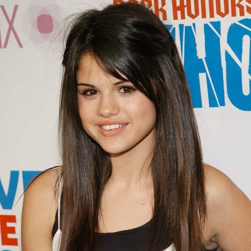 3 - Club Selena Gomez