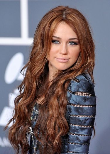14 - Club Miley Cyrus
