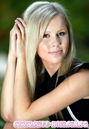 Real-life-h2o-just-add-water-4052709-300-433