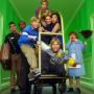 The_Suite_Life_of_Zack_and_Cody_1224693729_3_2005 - Zac si Cody