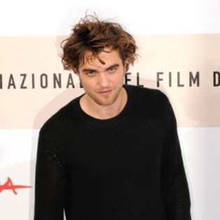 robert-pattinson1-300x300