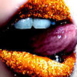 golden_lips