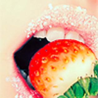 juicy_lips_and_starwberry - 0-LiPs