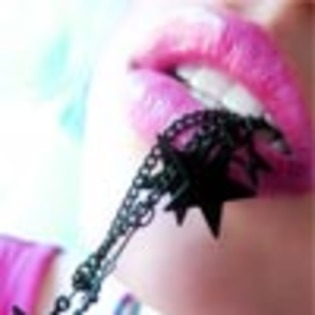 lips_pink_color_and_star