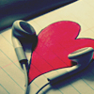 headphones_and_heart - 0-BeAuTyFuLl