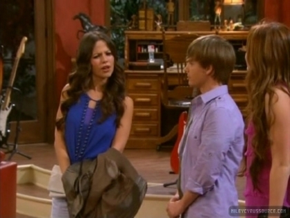 normal_Don_t_Tell_My_Secret_043 - Hannah Montana  Season 4 Episode 4  Dont Tell My Secret-00