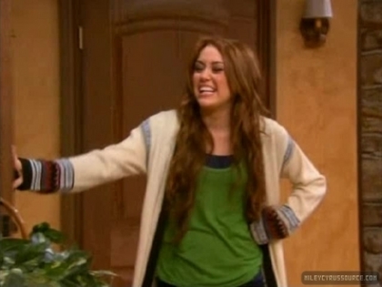 normal_Don_t_Tell_My_Secret_202 - Hannah Montana  Season 4 Episode 4  Dont Tell My Secret-00