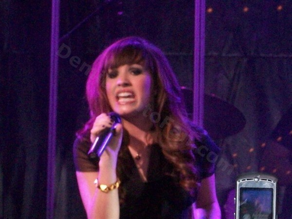 18184210_SBVWGNALO - demi lovato Camp Rock Premiere After Party Performance