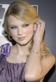 Taylor_Swift_1230497076_3 - Taylor Swift