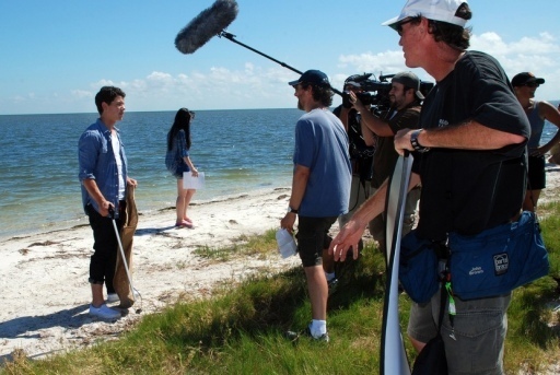 Nick_jonas_cleanup_the_beach (7) - Coastal Cleanup Kickoff In ST PETERSBURG