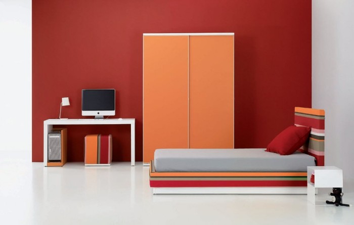 stylish-red-teens-bedroom-design-800x509 - 0-0FoR DoLly