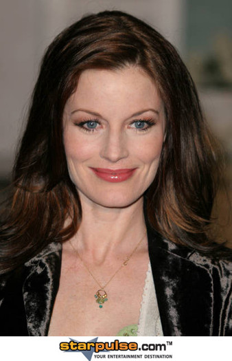 Laura Leighton (1) - x - Laura Leighton