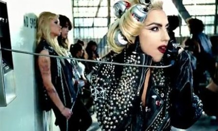 Lady GaGa-Telephone