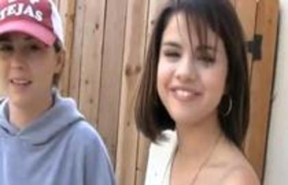 KJVWDNJPGYYAPWOXSDI - 000ATENTIE cele mai rare poze cu SELENA GOMEZ000