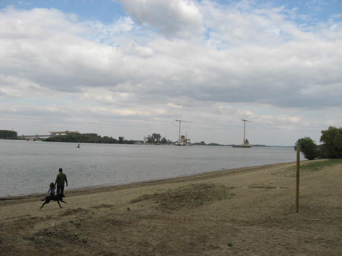 145 In zare constructia podului Calafat - Vidin