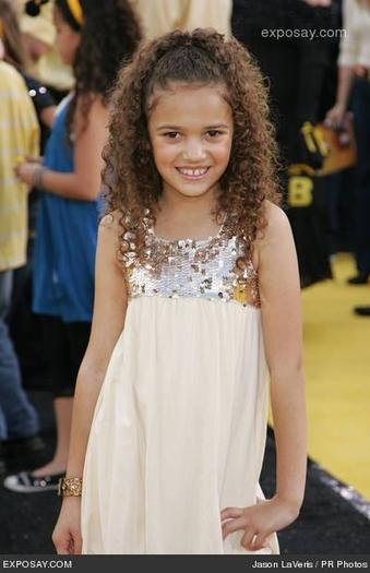 Madison_Pettis_1235033254_2