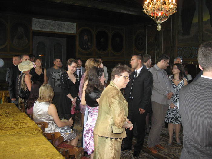 82  In biserica - 06 - Nunta Alina - Valentin partea a I-a