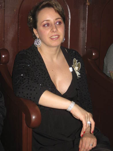 101 Carmen  in biserica - 06 - Nunta Alina - Valentin partea a I-a