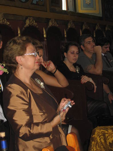 124 Theia in biserica - 06 - Nunta Alina - Valentin partea a I-a