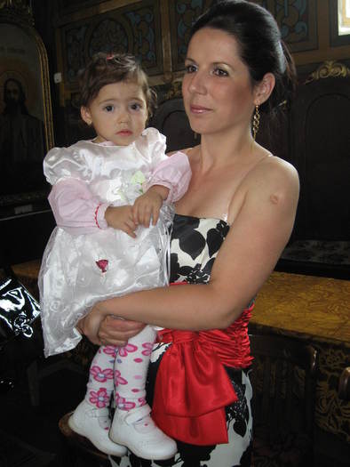 150 Oana si Nicoleta - 06 - Nunta Alina - Valentin partea a I-a