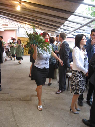 205 se orneaza masa mirilor - 06 - Nunta Alina - Valentin partea a II-a