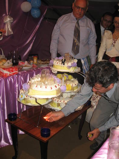 297 Se monteaza tortul