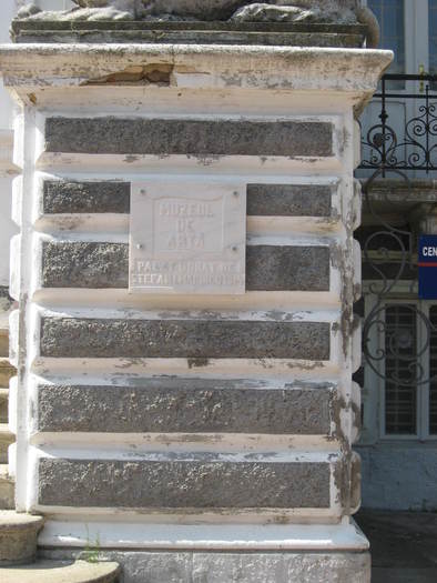 323 Muzeul de arta din Calafat