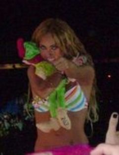 19321880_IGZLHVCJM - 00 Anahi