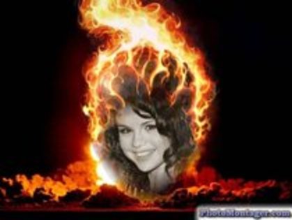 17649849_RIPIPYDOW[1] - Doar pentru fanii adevarati a lui Selena Gomez