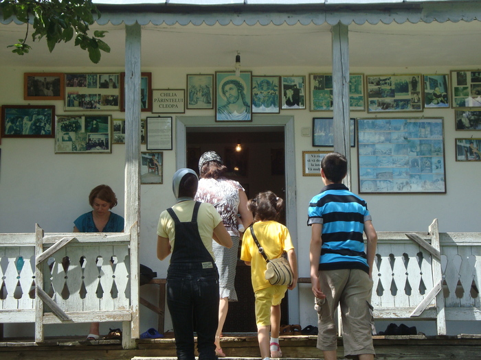 chilia parintelui CLEOPA - 6 Excursie2010 Neamt si Suceava