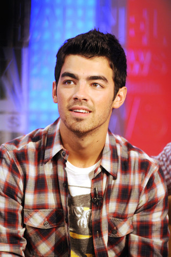 gjghjg - joe jonas