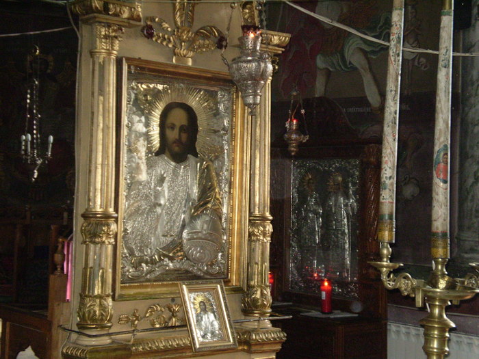 Icoana Facatoare De Minuni A Maicii Domnului De La Sfanta Manastire Rarau Iconography Buddha Statue Art