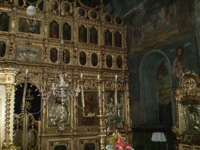Manastirea Pasarea - Interior