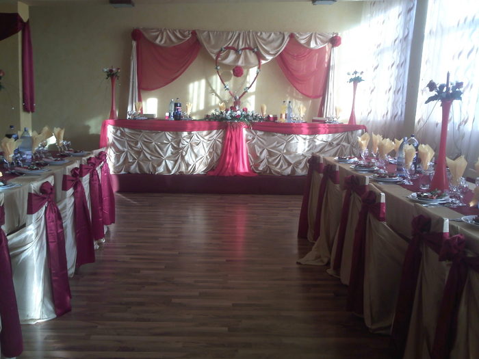 IMG5237 - Foto nunta rosu-auriu