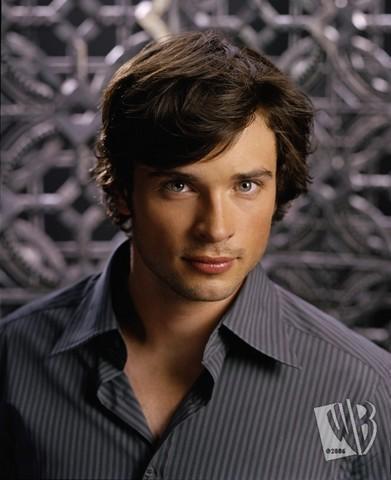Tom-Welling-tom-welling-10925991-391-480 - smallville