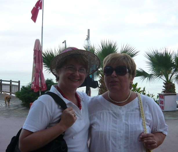 la malul marii Egee gabi si kati - 9-colegii de liceu iskola talalkozo