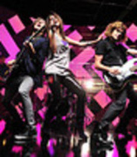 14229841_QTLVWBGRY[1]