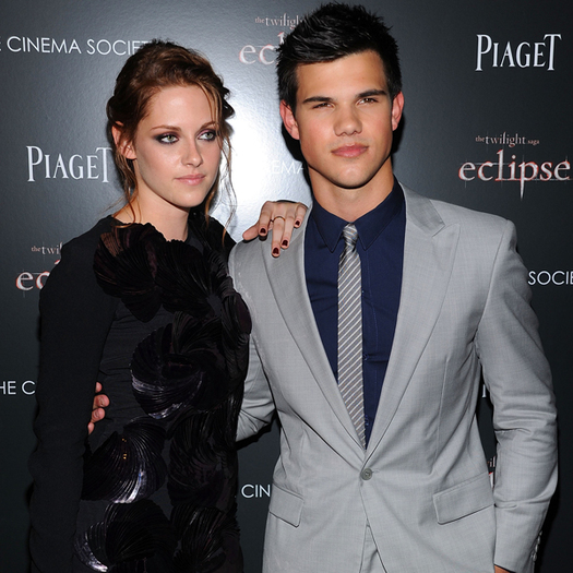 kristen and taylor - poze twilight new moon eclipse si breaking dawn