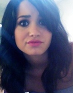 3 - demi lovato avatare