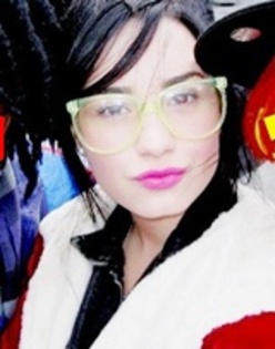 19 - demi lovato avatare
