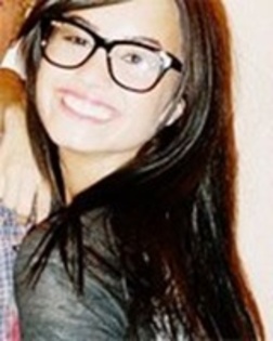 5 - demi lovato avatare