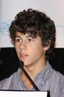 images (33) - Jonas Brothers-Nick