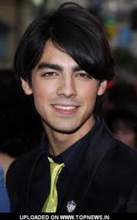 images (9) - Jonas Brothers-Joe