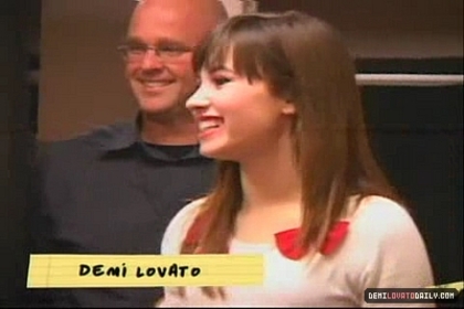 normal_PDVD_00021 - JANUARY 1ST - My Date with the Jonas Brothers and Demi Lovato