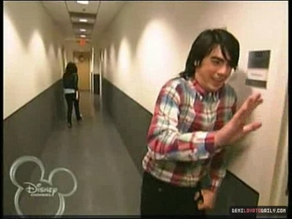 normal_PDVD_00017 - Jonas Brothers LIVING THE DREAM - Episode 3